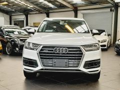 Photo of the vehicle Audi Q7