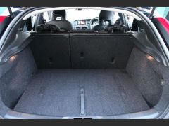 Photo of the vehicle Volvo V40