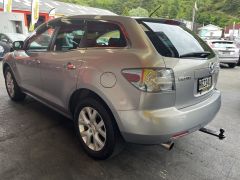 Photo of the vehicle Mazda CX-7