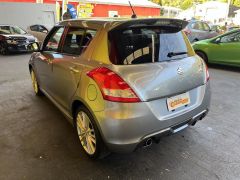 Photo of the vehicle Suzuki Swift