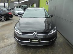 Photo of the vehicle Volkswagen Golf