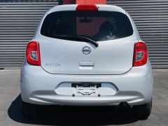 Photo of the vehicle Nissan March