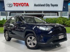 Photo of the vehicle Toyota RAV4