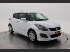 Photo of the vehicle Suzuki Swift