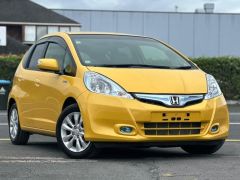 Photo of the vehicle Honda Fit