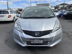 Photo of the vehicle Honda Fit