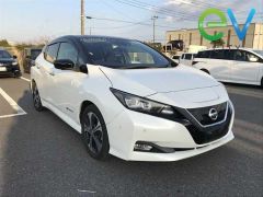 Photo of the vehicle Nissan Leaf