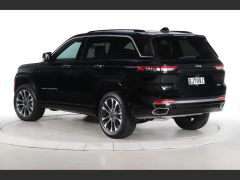 Photo of the vehicle Jeep Grand Cherokee