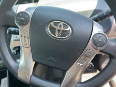 Photo of the vehicle Toyota Prius