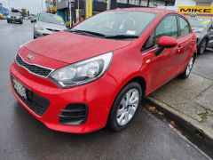 Photo of the vehicle Kia Rio