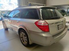 Photo of the vehicle Subaru Outback