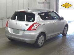 Photo of the vehicle Suzuki Swift