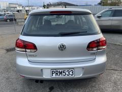 Photo of the vehicle Volkswagen Golf