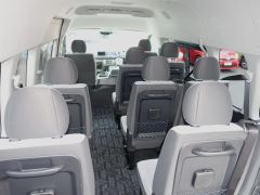 Photo of the vehicle Toyota HiAce