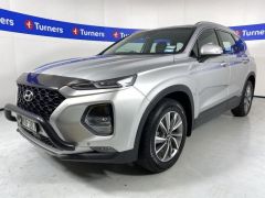 Photo of the vehicle Hyundai Santa Fe