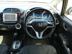 Photo of the vehicle Honda Fit