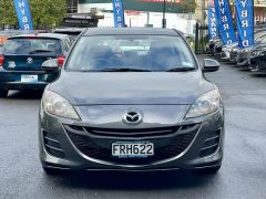 Photo of the vehicle Mazda 