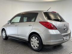 Photo of the vehicle Nissan Tiida