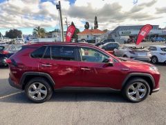 Photo of the vehicle Toyota RAV4