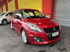 Photo of the vehicle Suzuki Swift