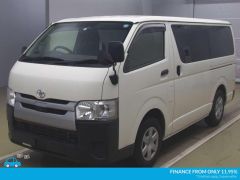 Photo of the vehicle Toyota HiAce