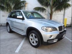 Photo of the vehicle BMW X5