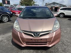 Photo of the vehicle Honda Fit