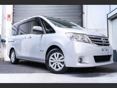 Photo of the vehicle Nissan Serena