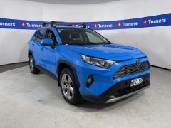 Photo of the vehicle Toyota RAV4