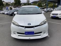 Photo of the vehicle Toyota Wish