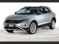 Photo of the vehicle Volkswagen T-Roc