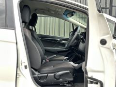 Photo of the vehicle Honda Fit