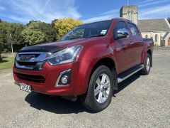 Photo of the vehicle Isuzu D-Max