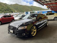 Photo of the vehicle Audi A5