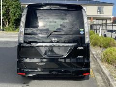 Photo of the vehicle Nissan Serena