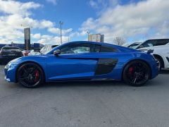 Photo of the vehicle Audi R8