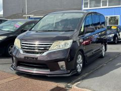 Photo of the vehicle Nissan Serena