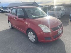 Photo of the vehicle Suzuki Swift