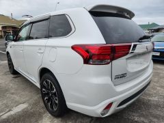 Photo of the vehicle Mitsubishi Outlander