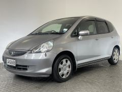 Photo of the vehicle Honda Fit