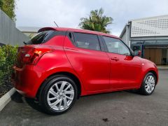 Photo of the vehicle Suzuki Swift