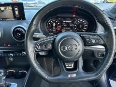 Photo of the vehicle Audi S3