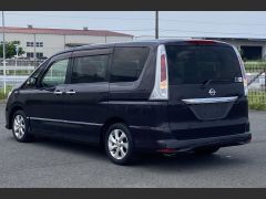 Photo of the vehicle Nissan Serena