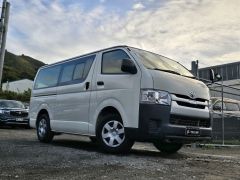 Photo of the vehicle Toyota HiAce