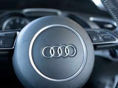 Photo of the vehicle Audi A4