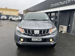 Photo of the vehicle Mitsubishi Triton