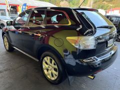 Photo of the vehicle Mazda CX-7