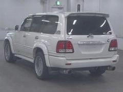 Photo of the vehicle Toyota Land Cruiser