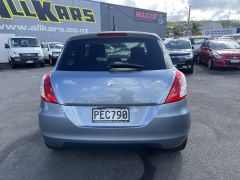 Photo of the vehicle Suzuki Swift