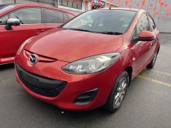 Photo of the vehicle Mazda Demio